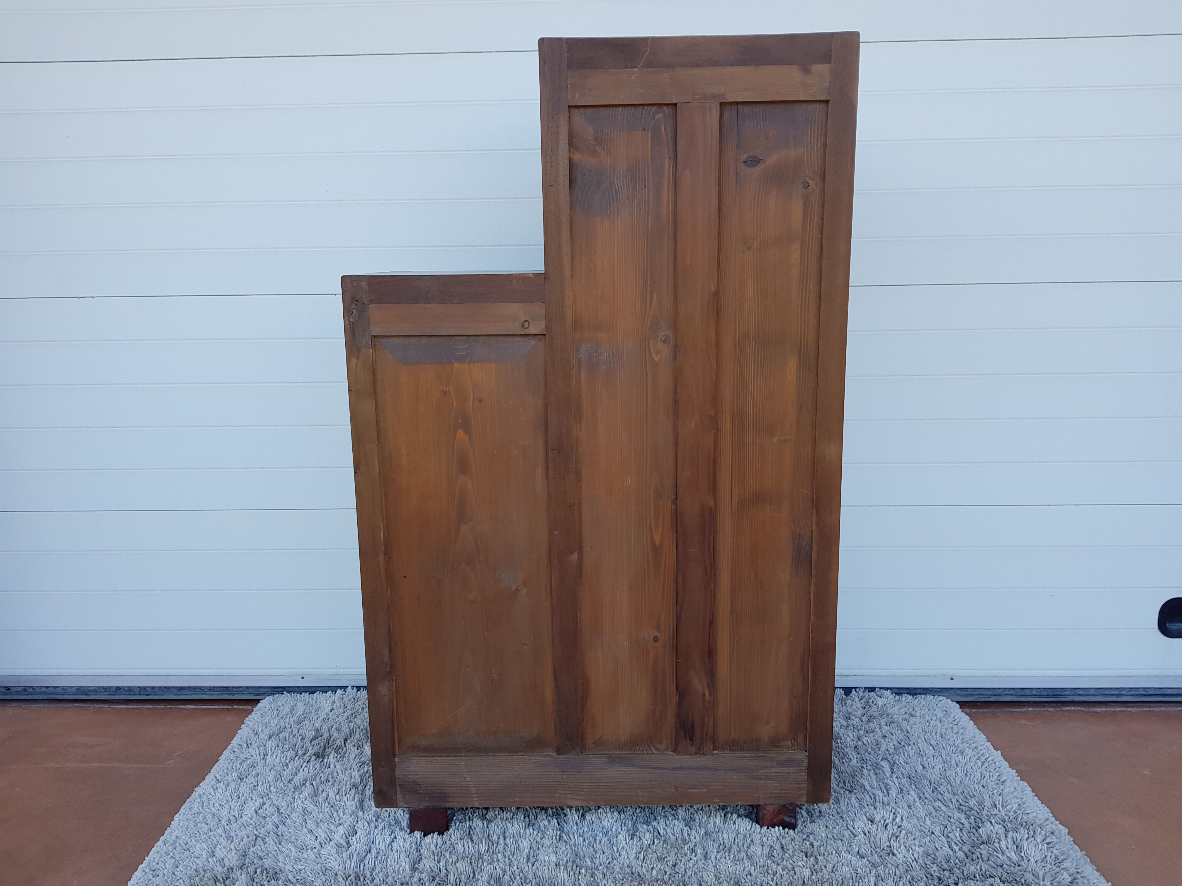 Asymmetric wardrobe fifties