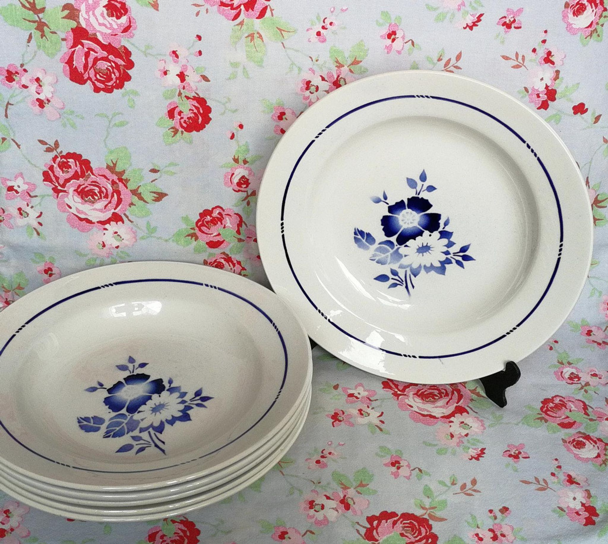 6 old blue flowers with stencil hollow plates