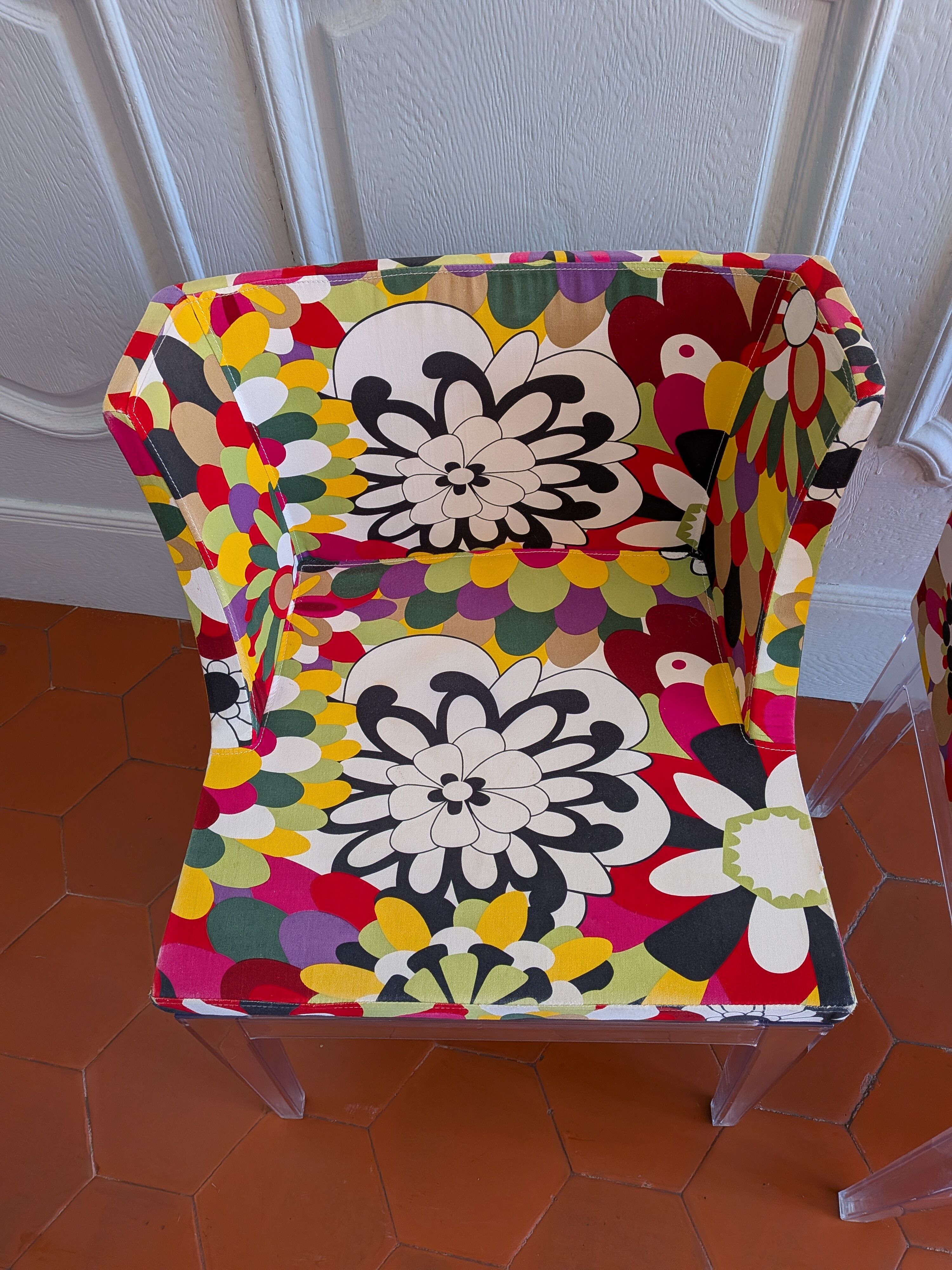 Paire de fauteuils design style Murakami