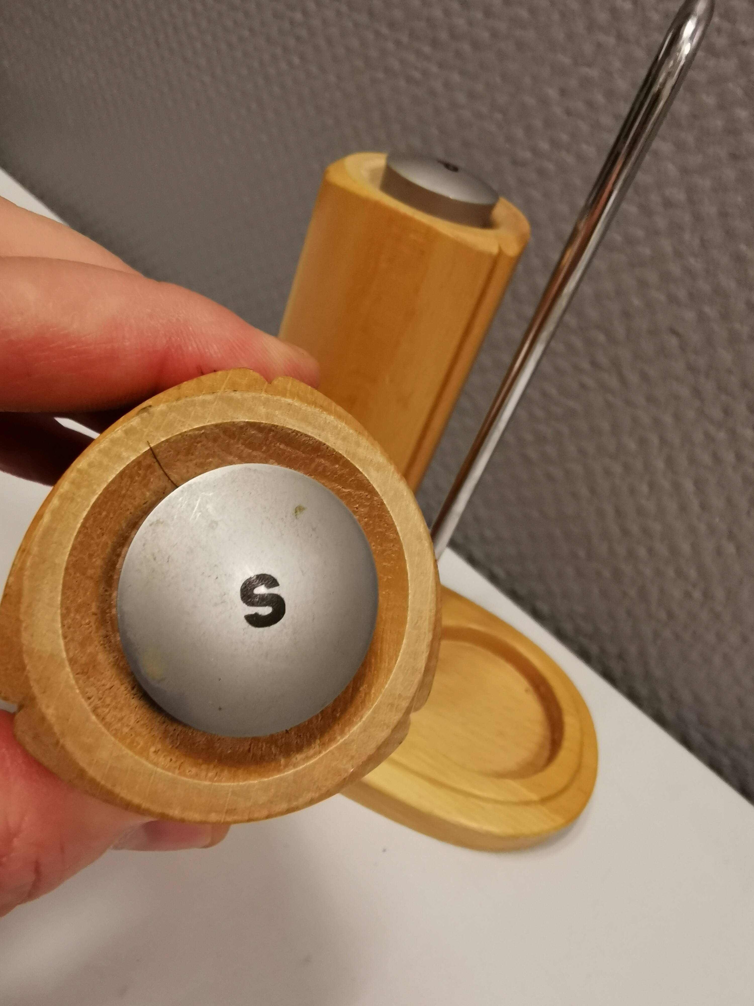 Moulins à poivre et à sel conçus par Royal Raadvad. Fin du 20ème siècle.