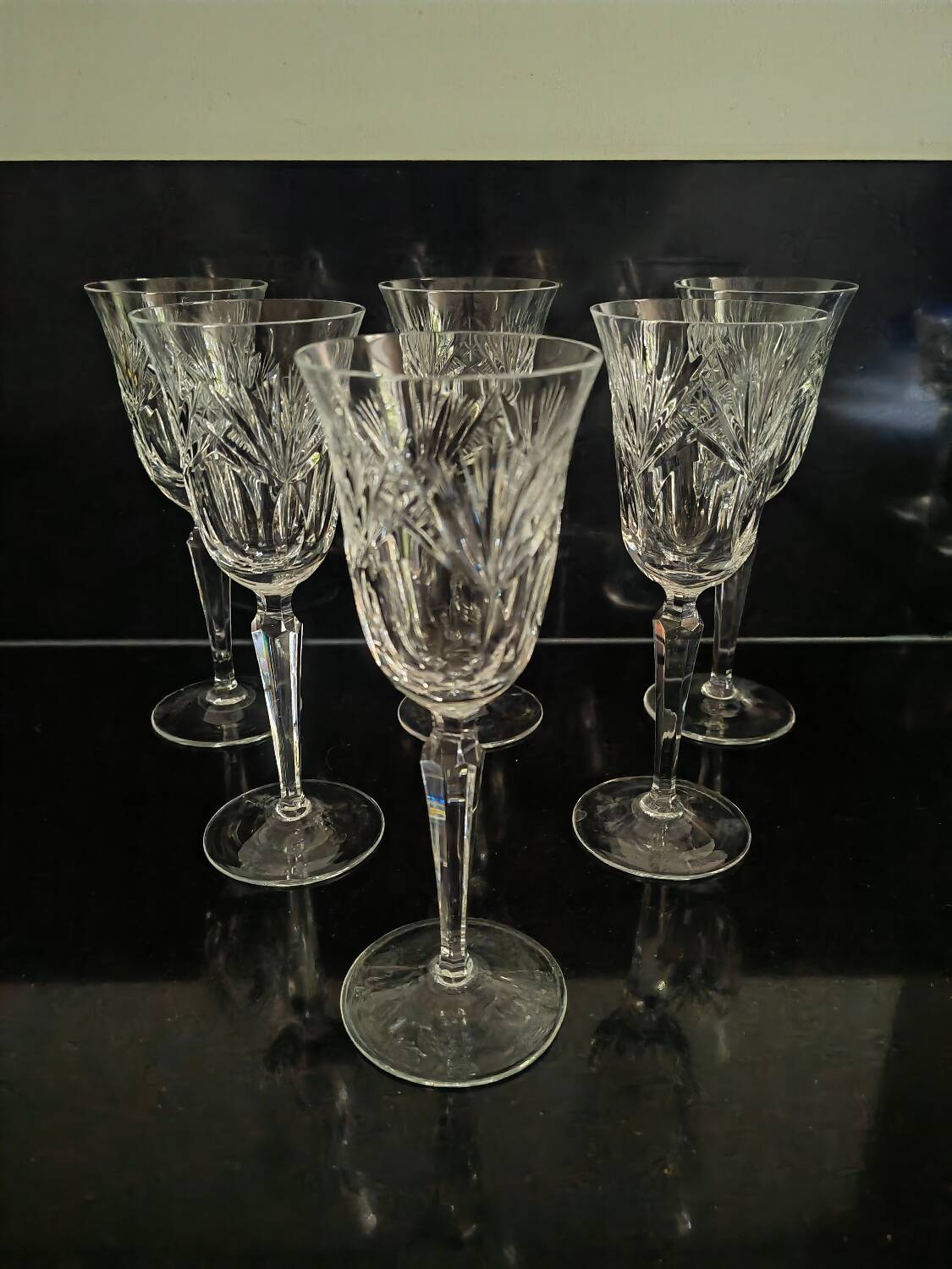 Cut Champagne flutes