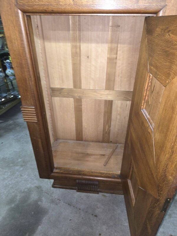 D'après Maxime Old : meuble d'apparat en chêne et céramique époque Art Déco (B)