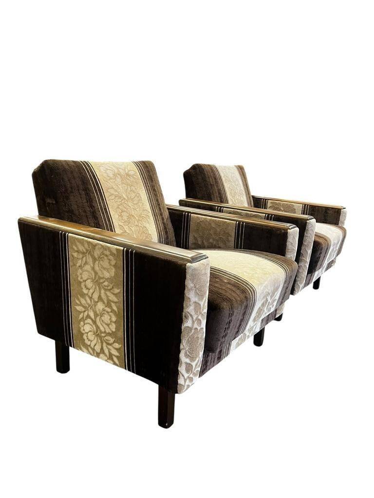 Set of 2 vintage armchairs