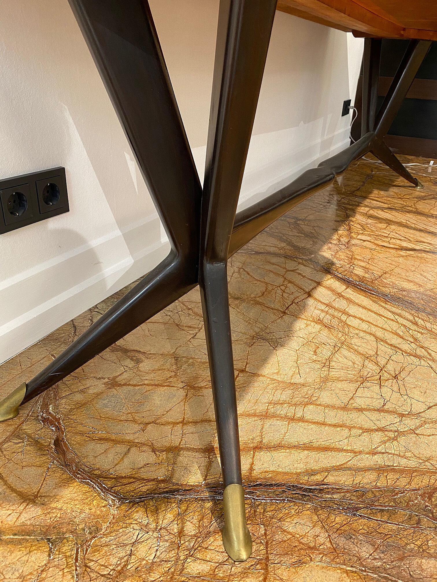 Italian Mid-Century Chest of Drawers with mirror