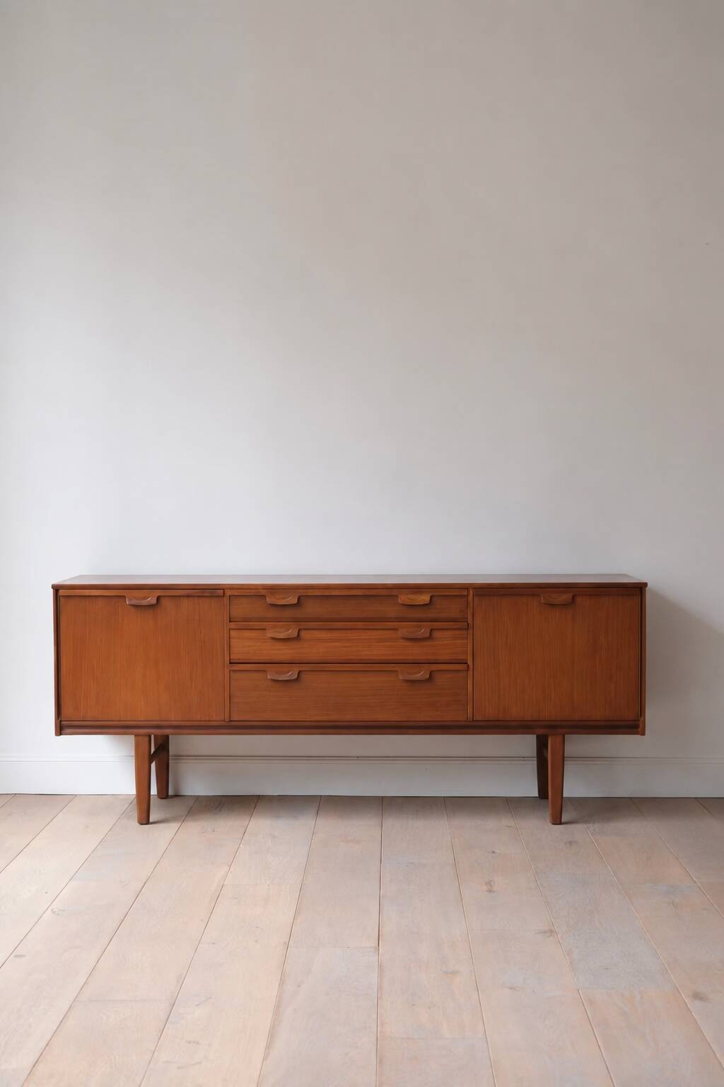 VINTAGE TEAK SIDEBOARD
