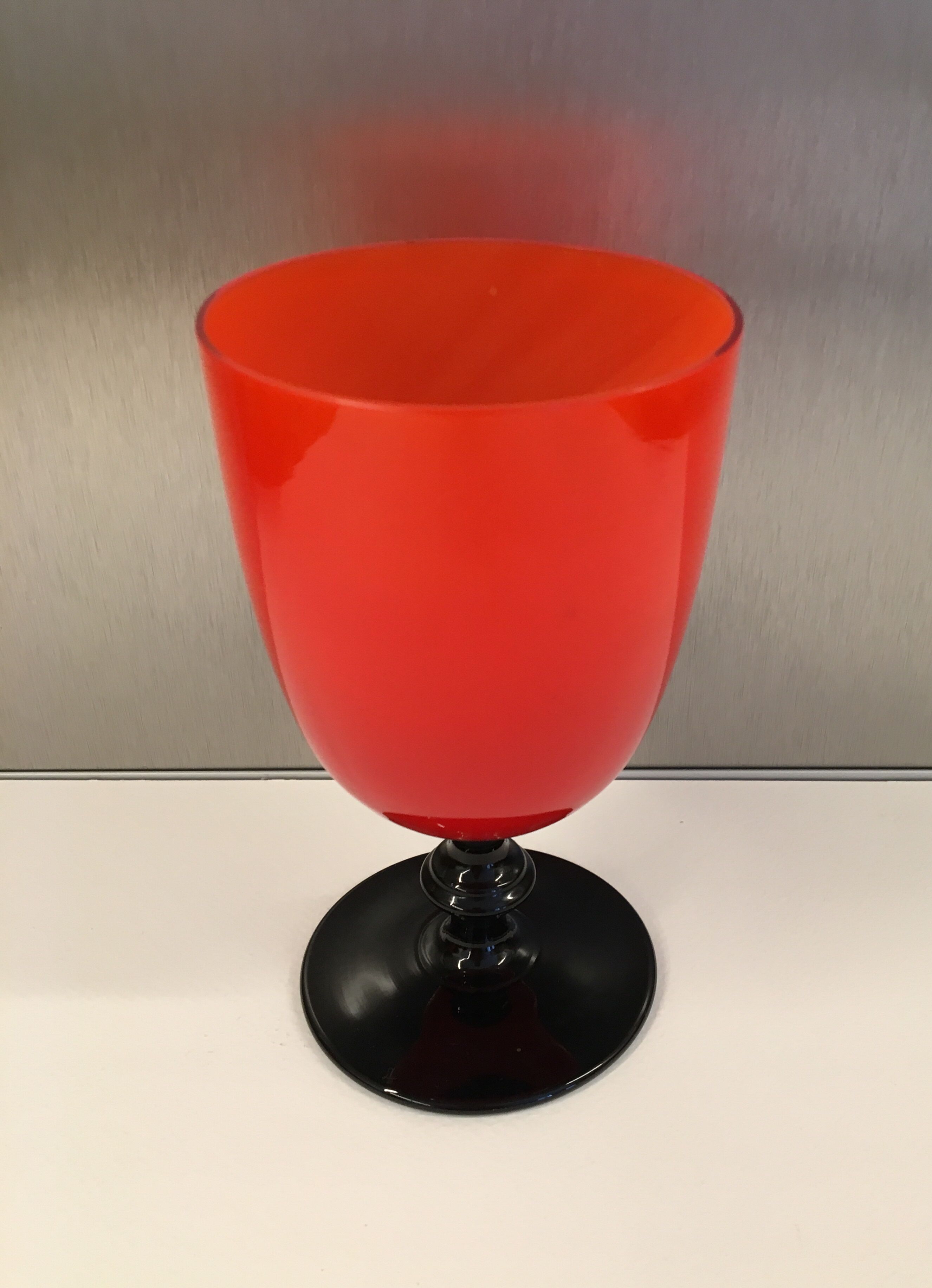 Vase vintage rouge et noir années 70