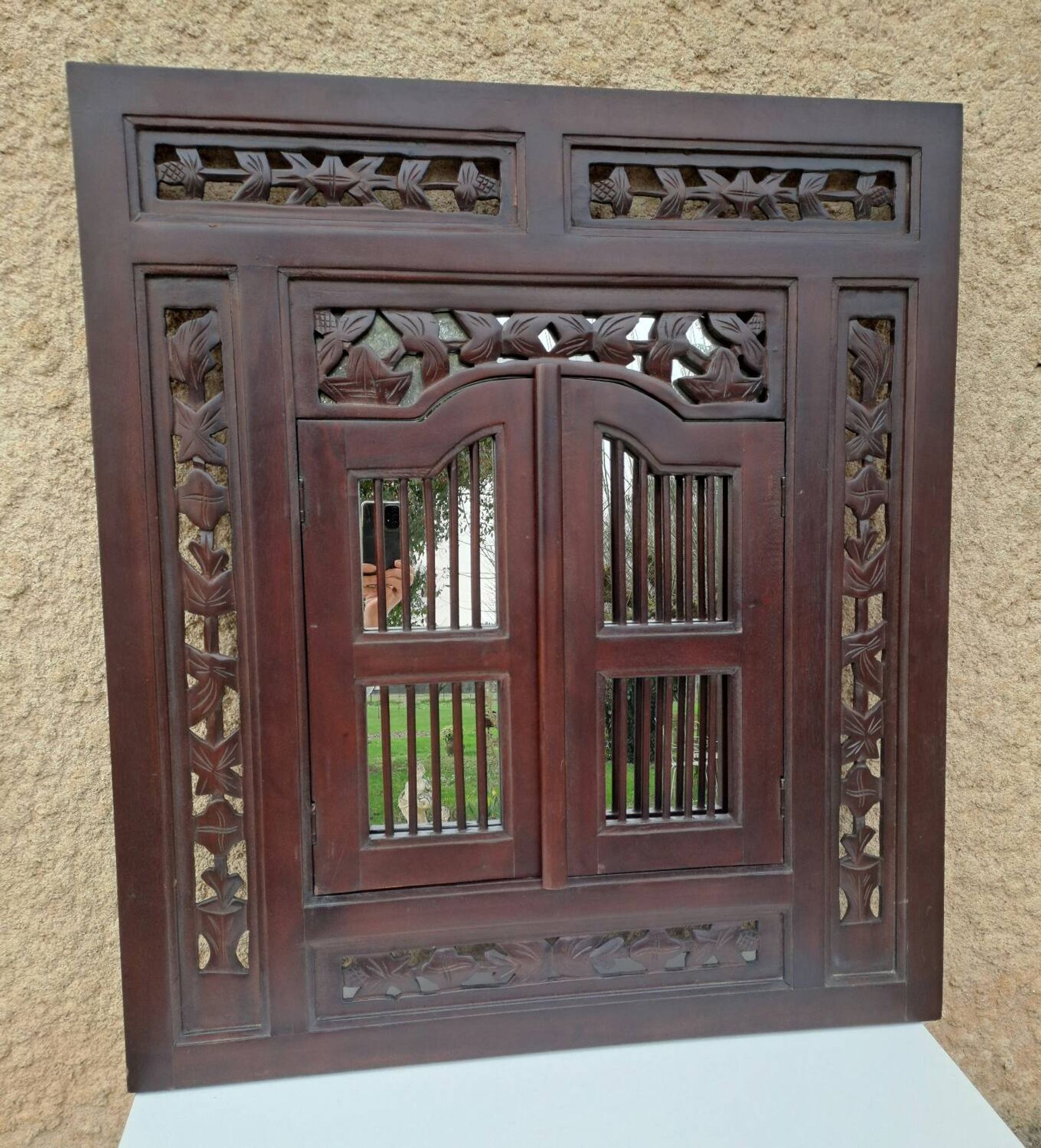 Miroir fenêtre indonésien
