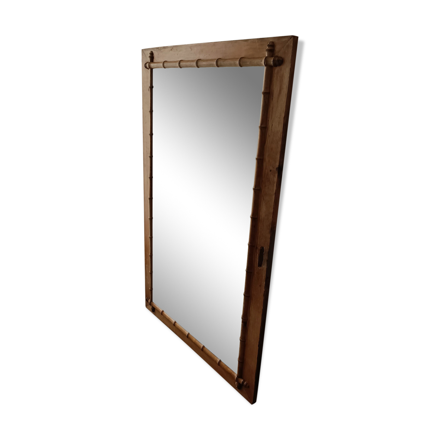 Beveled mirror