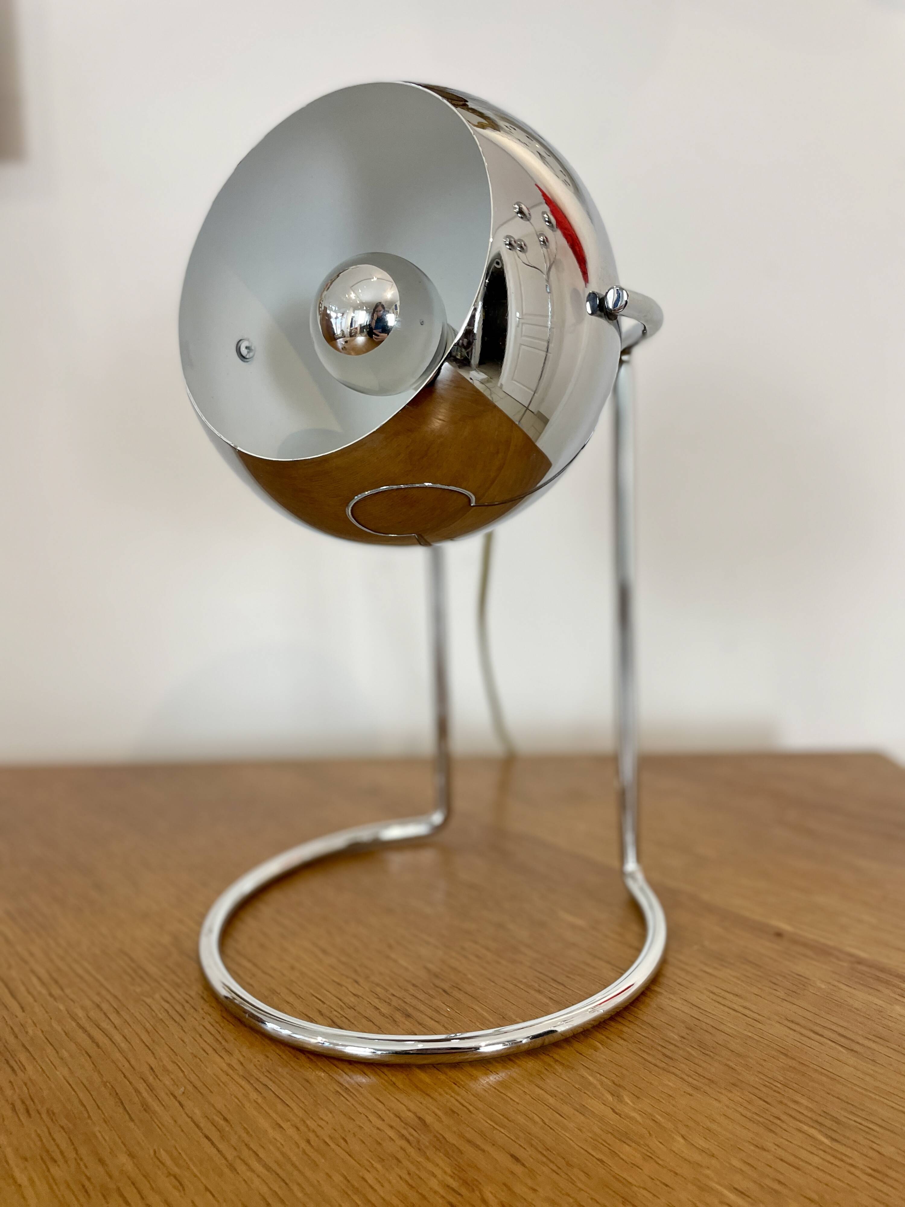 Lampe eyeball chromé