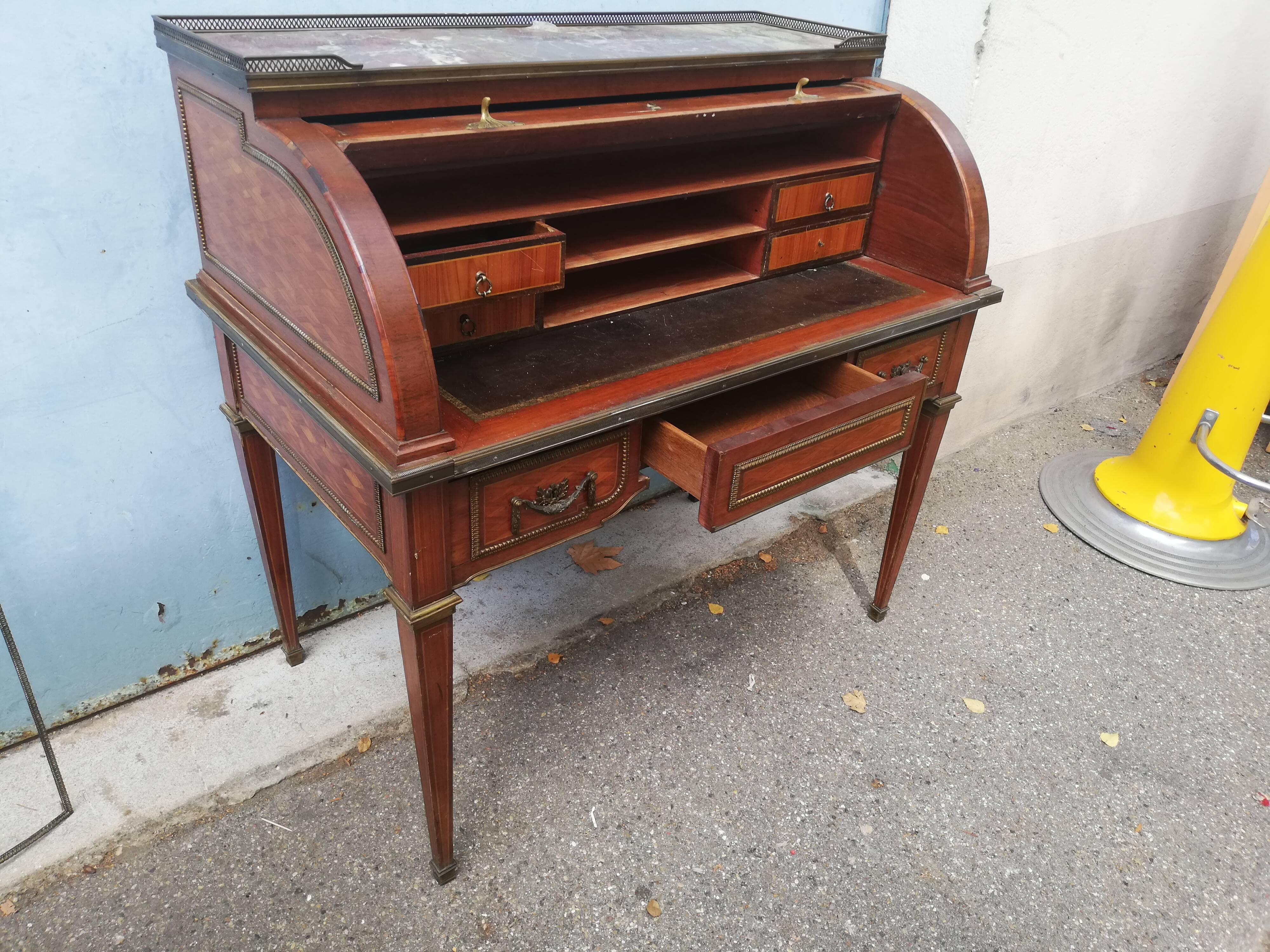 Louis XVI cylinder desk