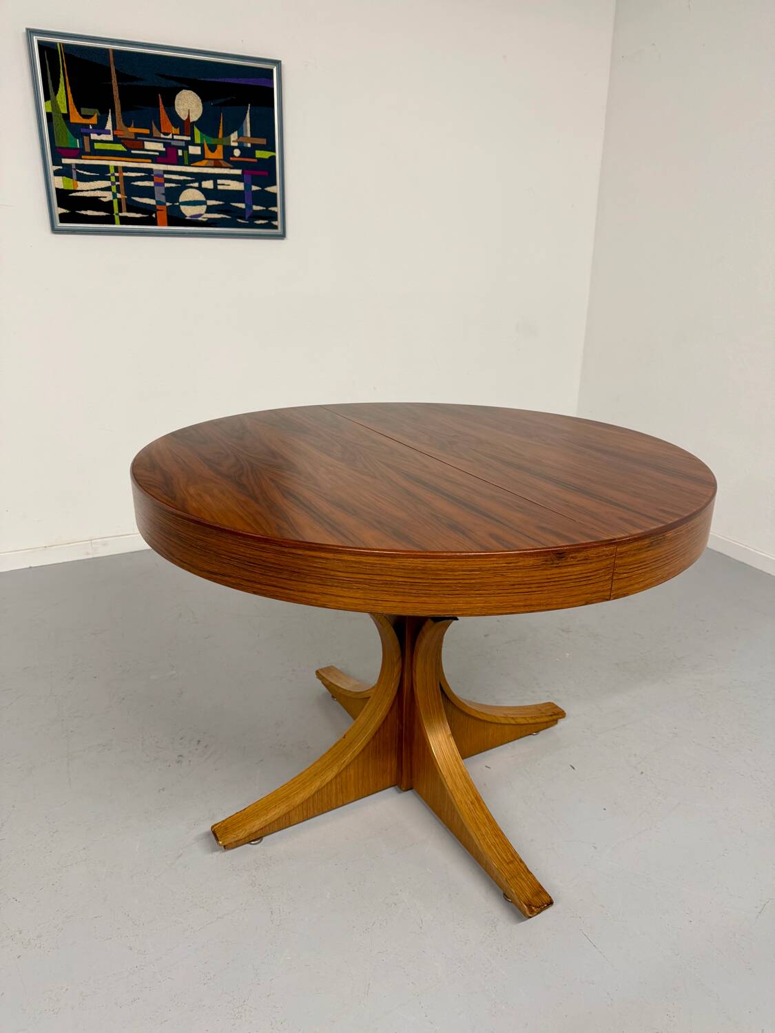 Extendable table with central leg, Italian design by Luigi Bartolini, vintage.