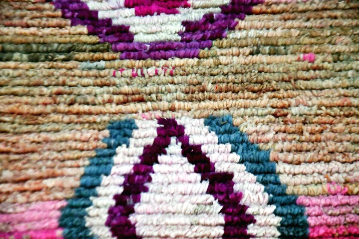 Moroccan Berber rug Boujaad 404 x 71 cm new