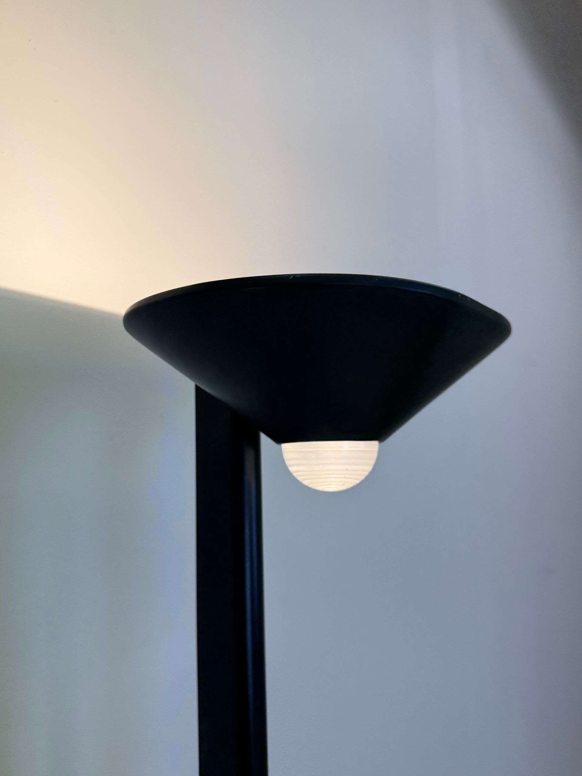 Lampadaire « Ciclope » — Barbieri & Marianelli — Italie, années 1980