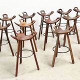 Grand ensemble de tabourets de bar espagnols, vendus à l'unité