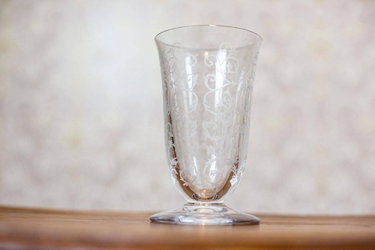 Vintage Crystal Cup with Arabesque, 1940s