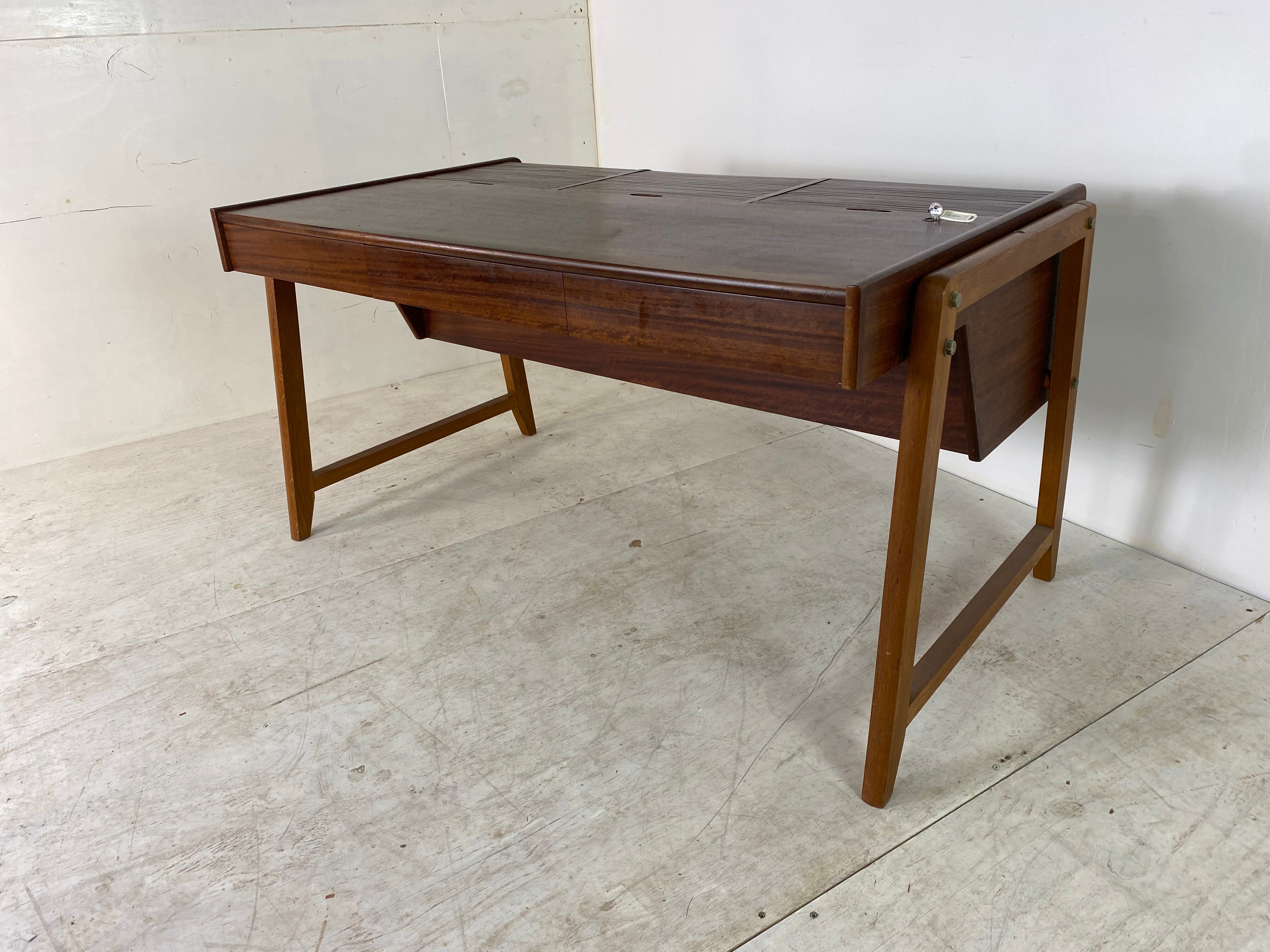 Bureau par Clausen & Maerus pour Eden Rotterdam, années 1960