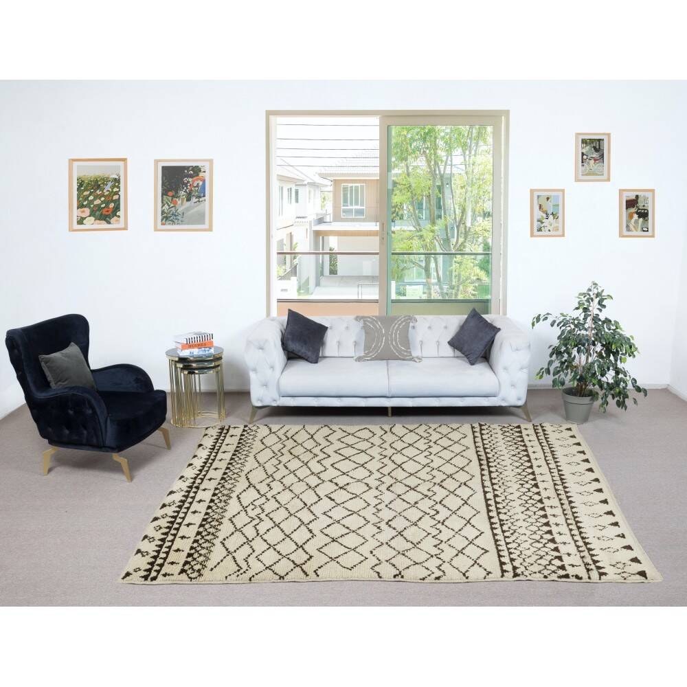 Contemporary Handmade Moroccan Tulu Rug Made of Natural Undyed Wool