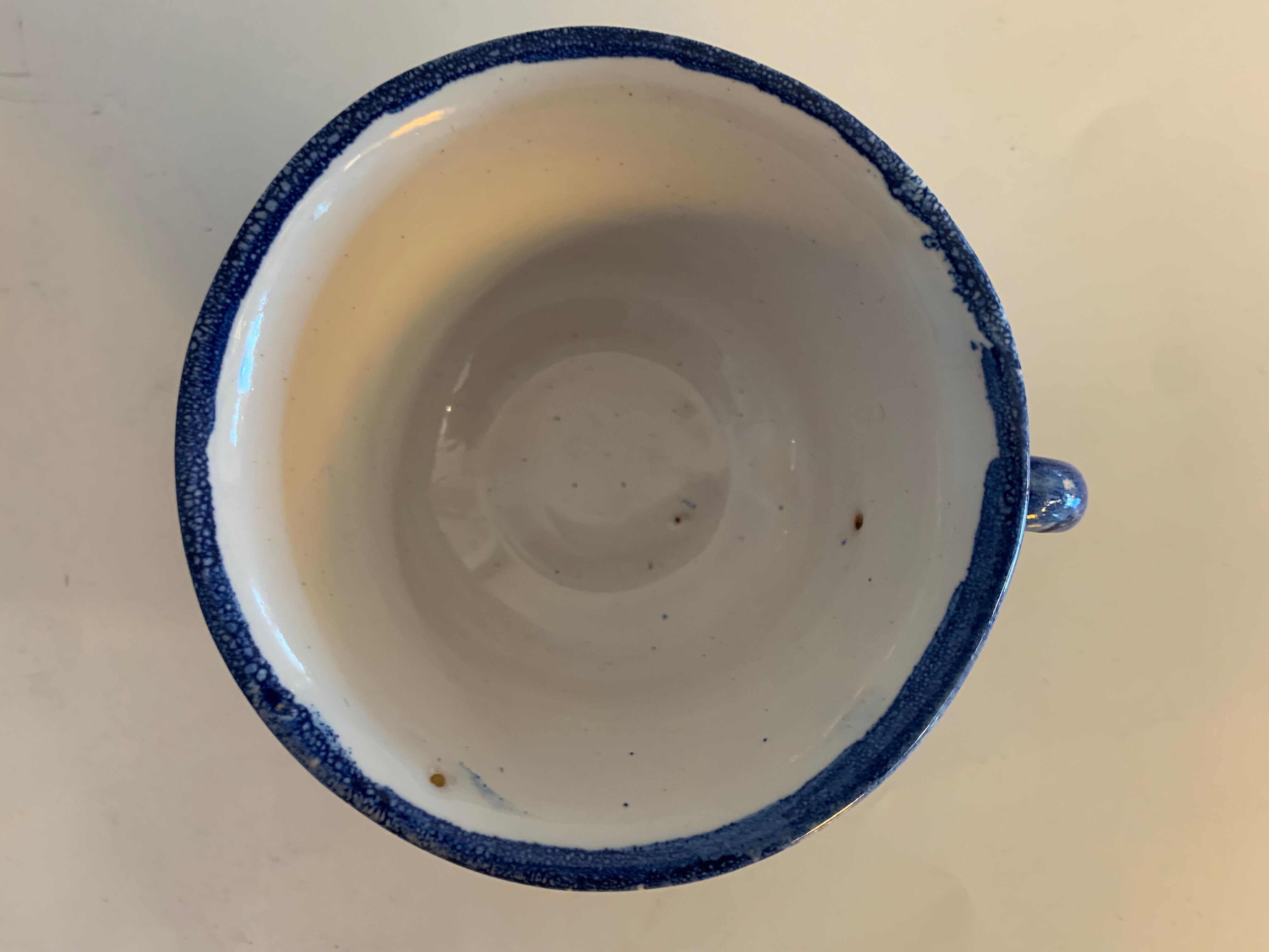 4 tasses à café en porcelaine Paul Gouazé, Martres Tolosane, croix occitane, 1920