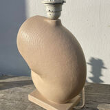 Vintage beige ceramic seashell lamp lol
