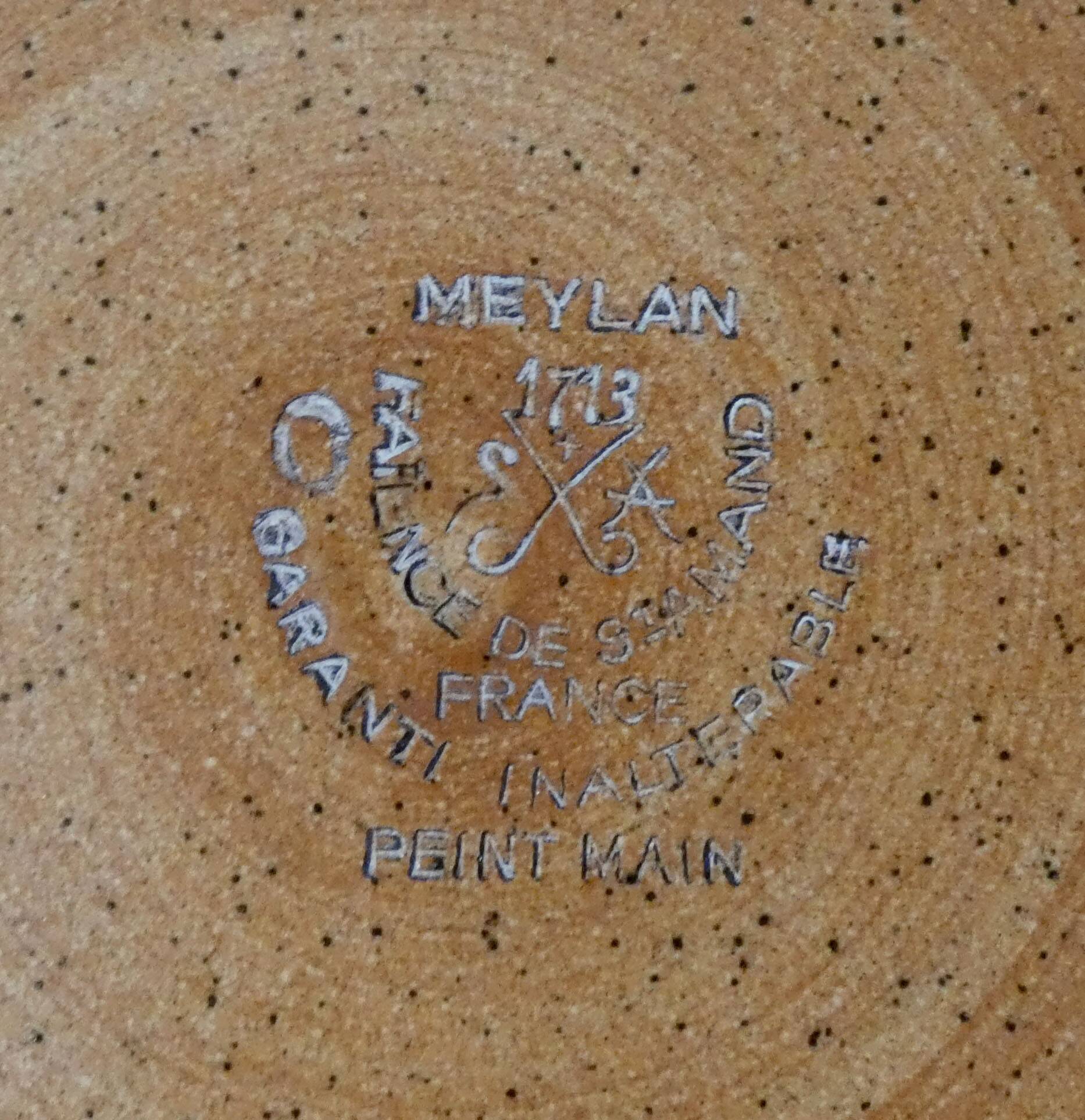 6 stoneware dinner plates