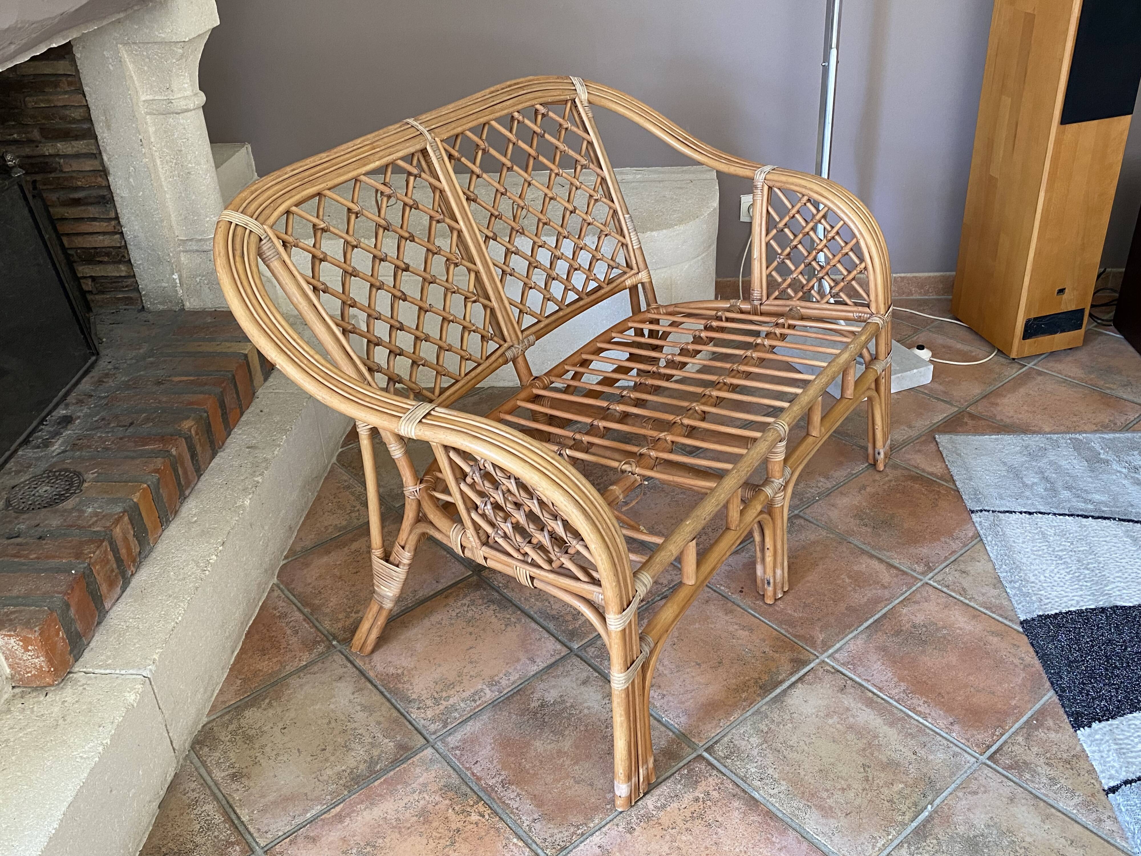 Arched rattan sofa 1970