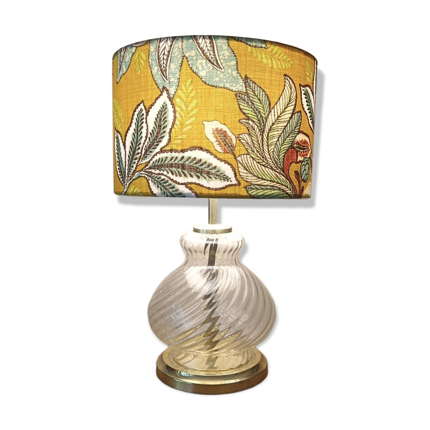 Hollywood Regency style lamp | Chic printed botanical lampshade