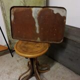 "Way Without Issue" sign