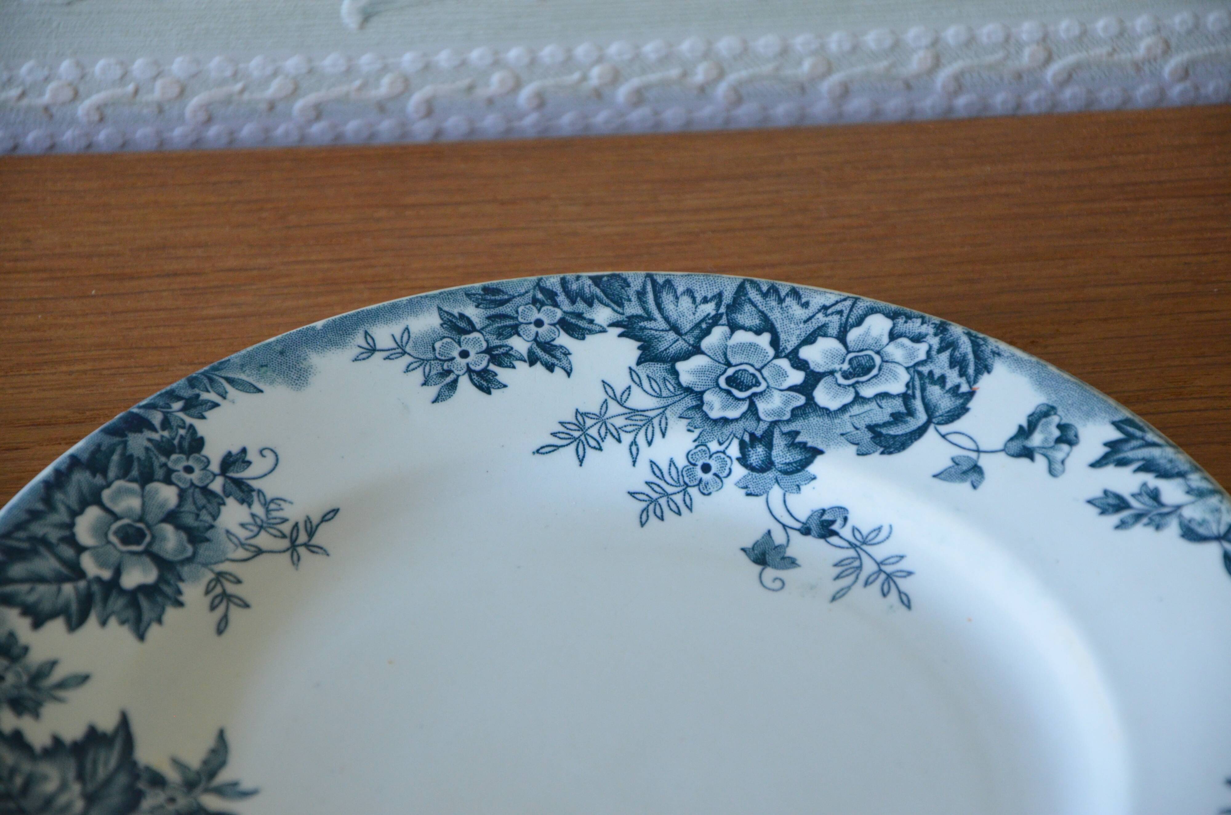 Lot de 2 assiettes Moulin des Loups et Hamage