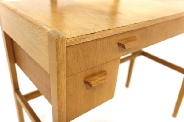 Coiffeuse scandinave en chêne, Suède, 1960