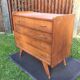 Commode vintage à pieds compas en chêne
