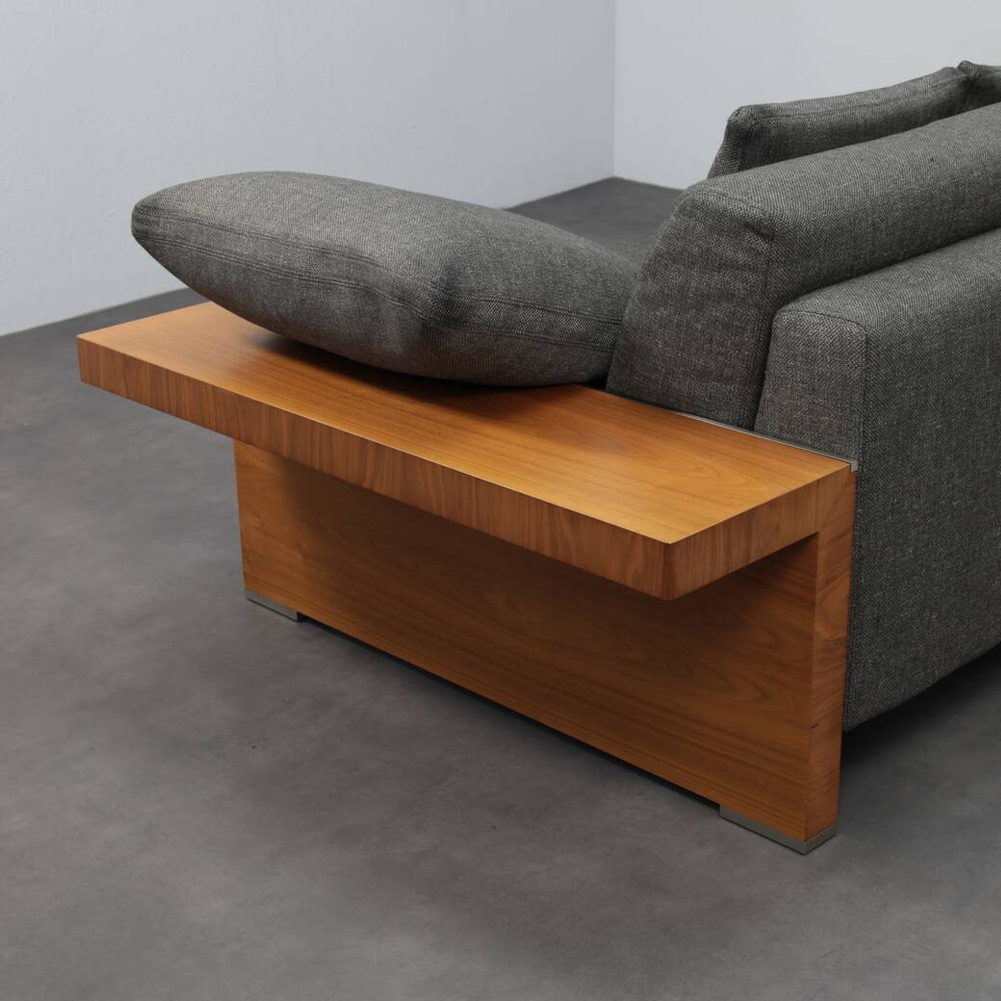 Rare 'Master' 3-seater sofa by Giorgetti, Italy, 1990s