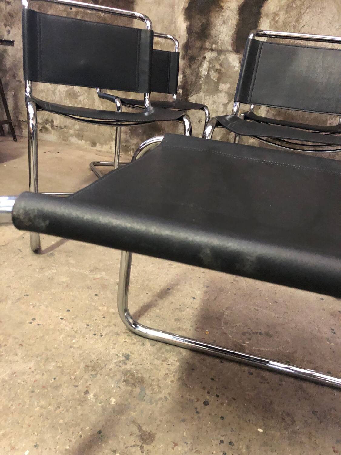 Ensemble de 7 Chaises S33 Mart Stam Circa 1980