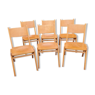 Lot de 6 chaises empilables vintage