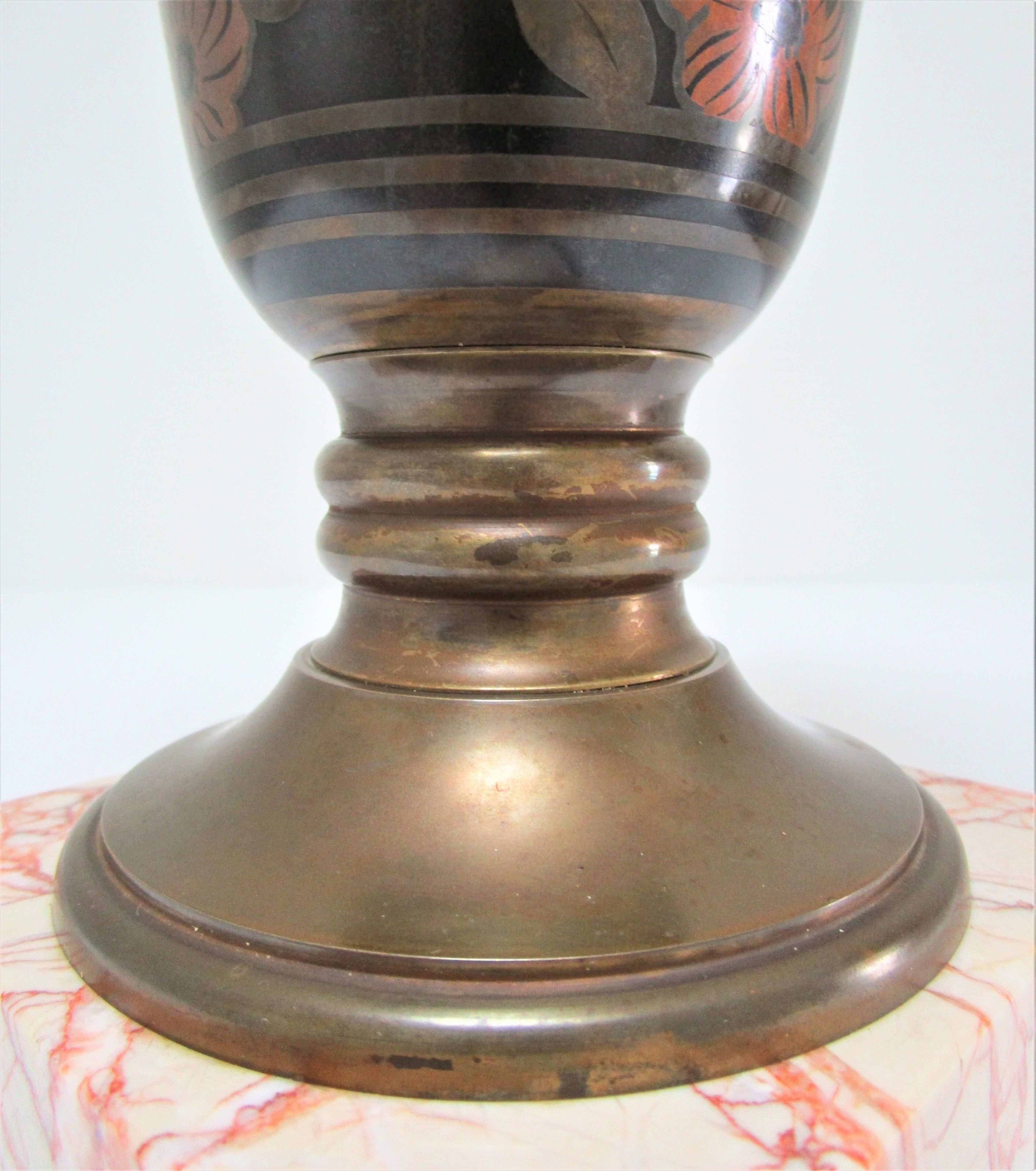 Lampe vasque art déco métal et marbre signée a.ducobu décor fleurs oiseau