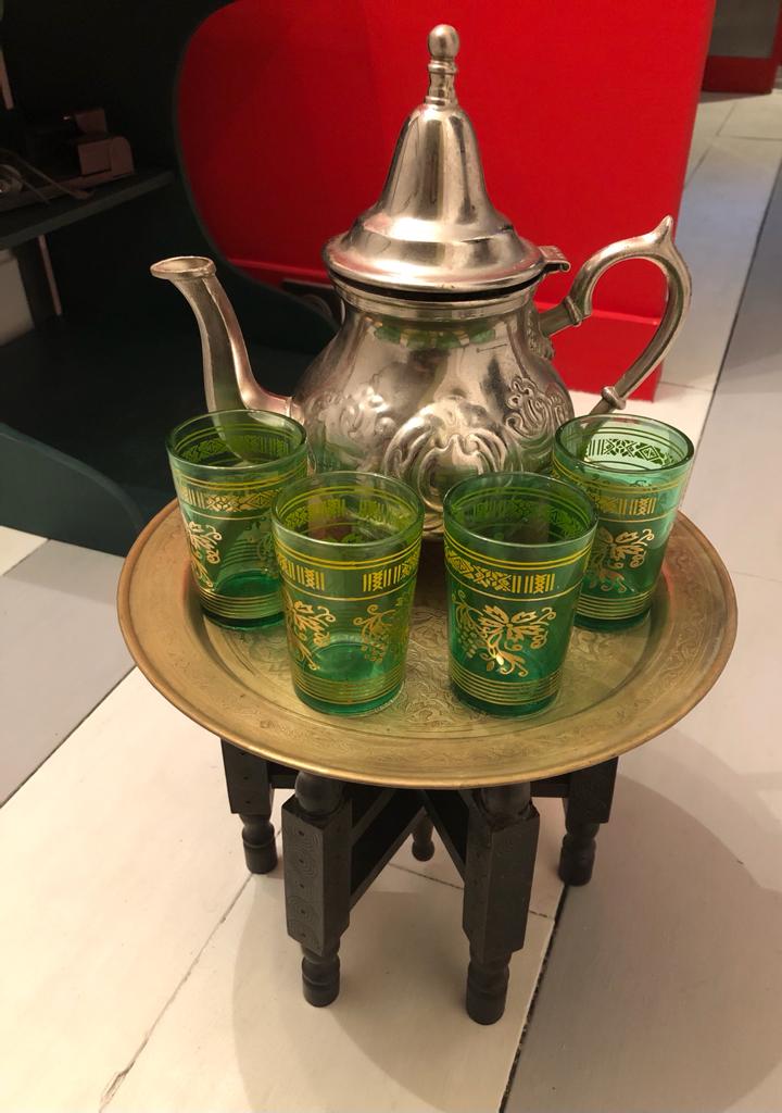 Table à thé marocaine vintage
