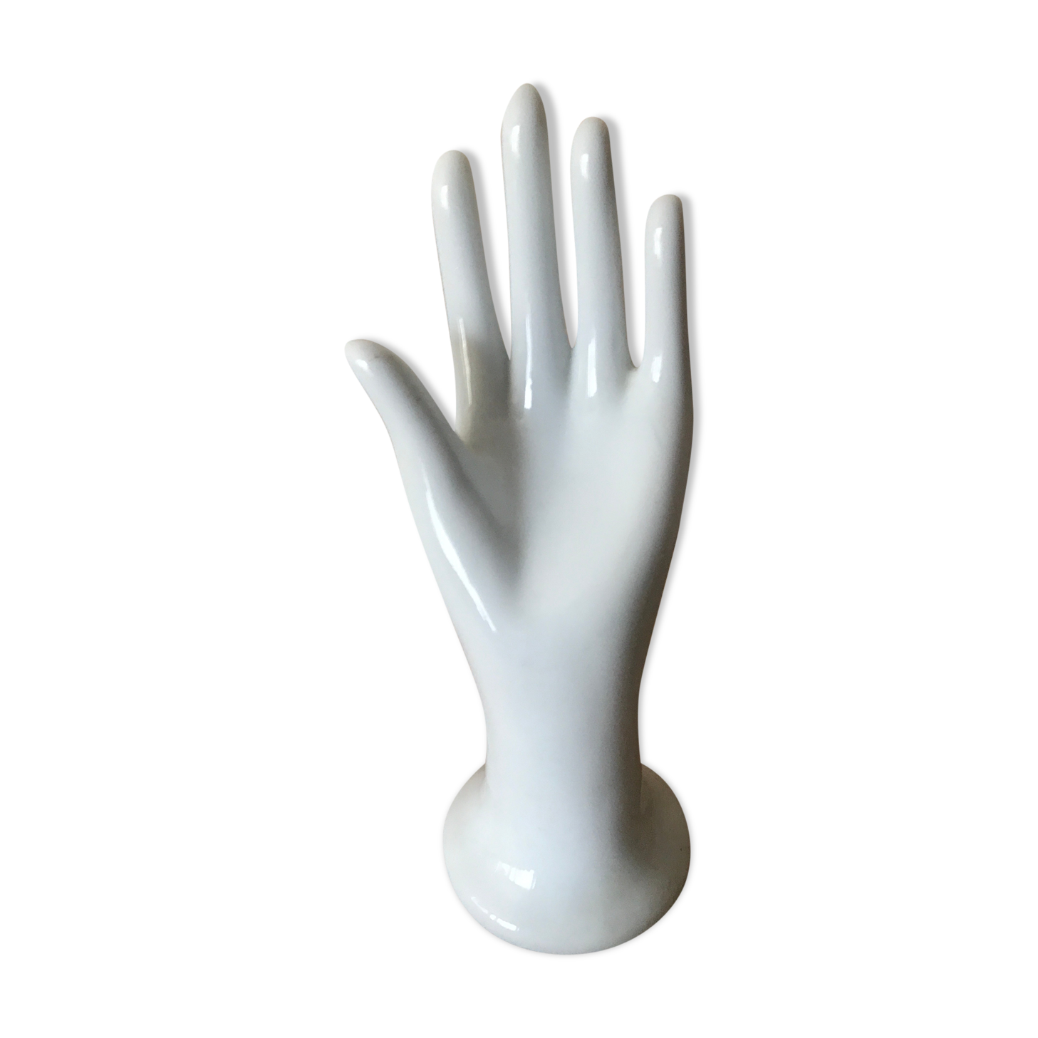 Vintage white baguier