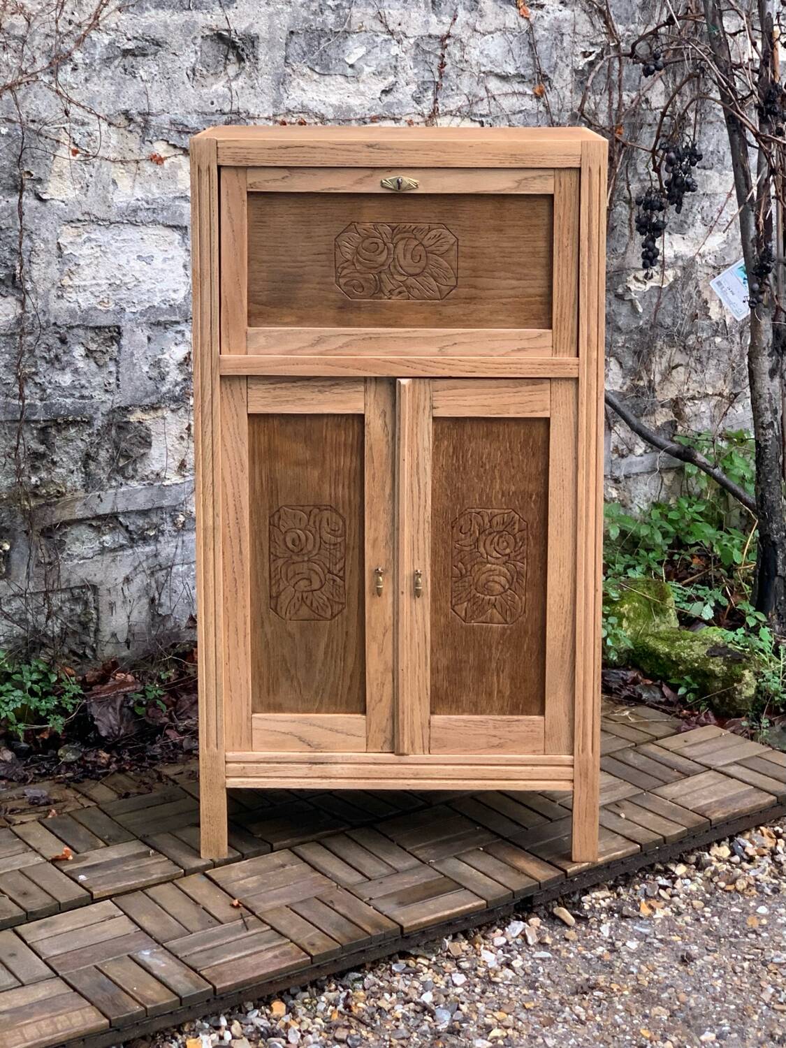 Parisian art deco sideboard in raw oak 1930
