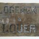 Plaque teaches A Rent in zinc 20s