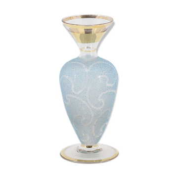 Vase en verre bleu