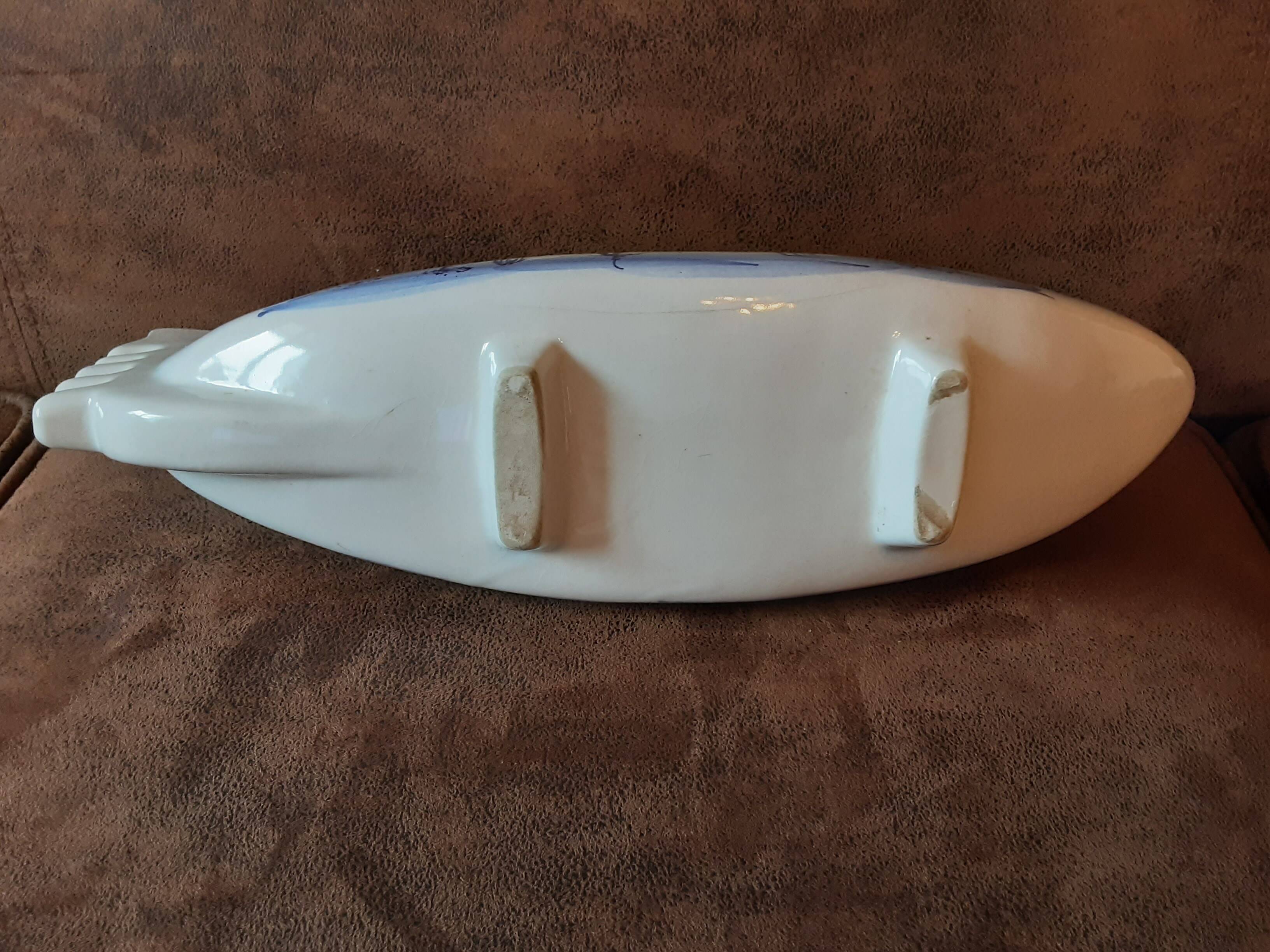 Ceramic barge trinket