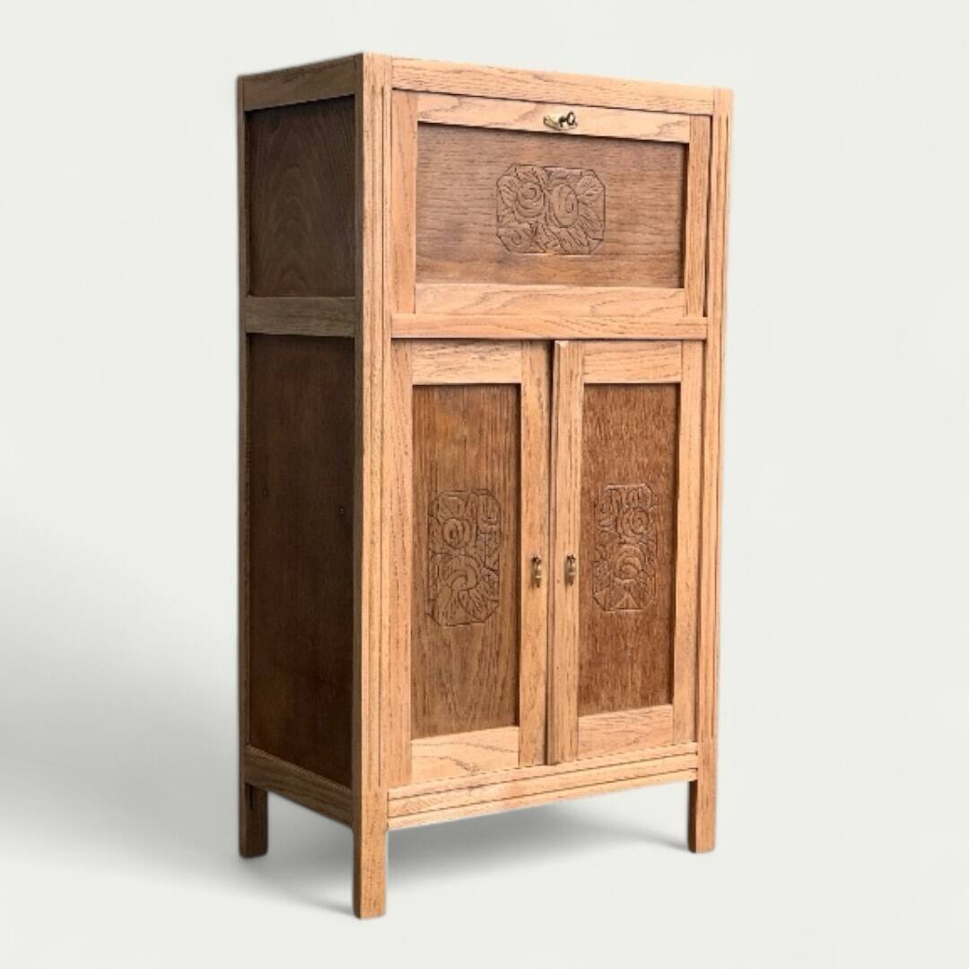 Parisian art deco sideboard in raw oak 1930