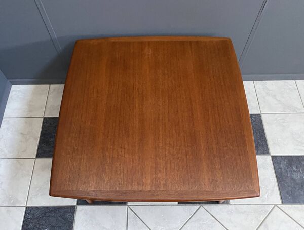 Table basse carrée en teck par Grete Jalk pour Glostrup Danemark