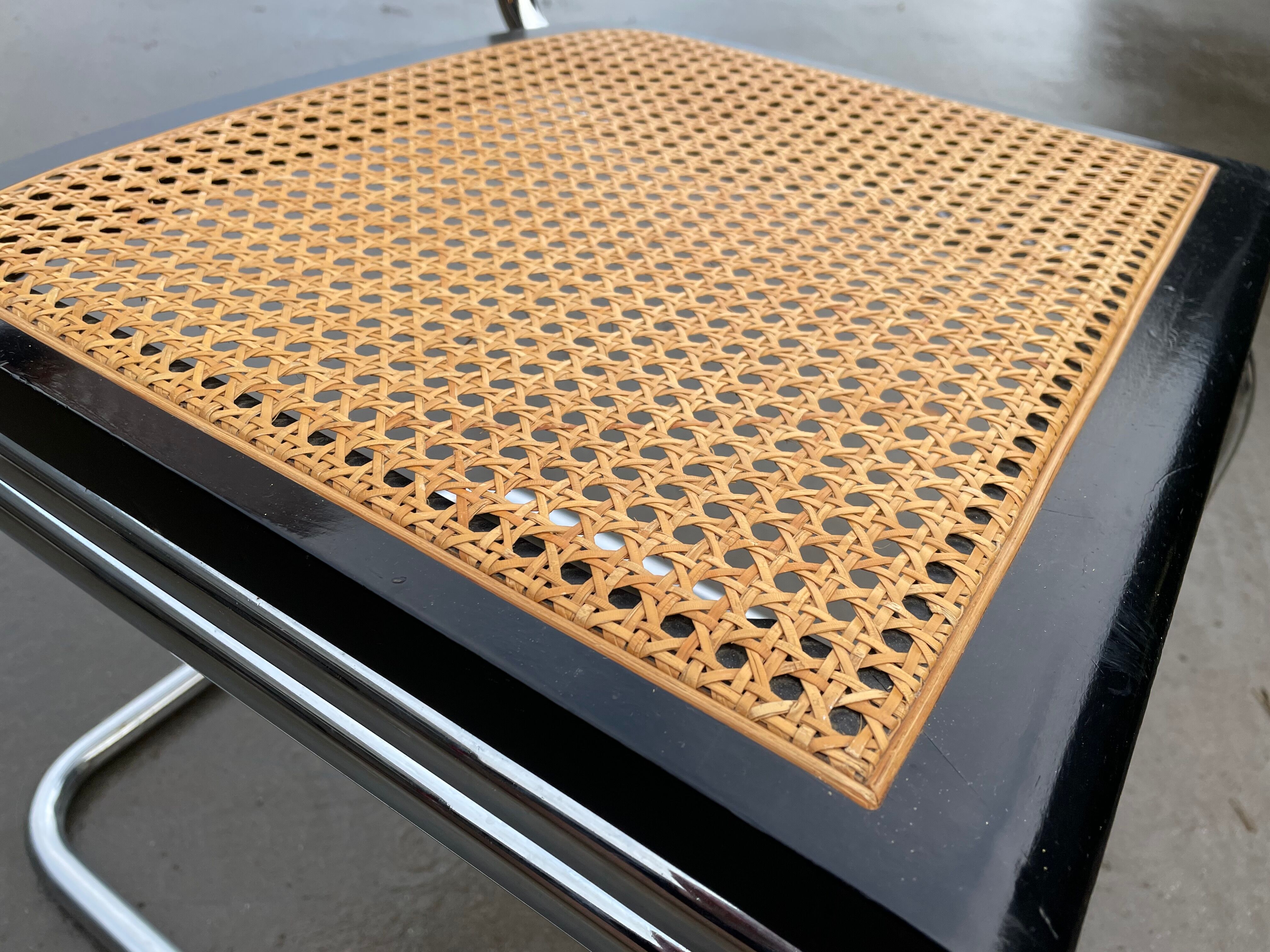 Cesca design chair b32 model in black and chrome