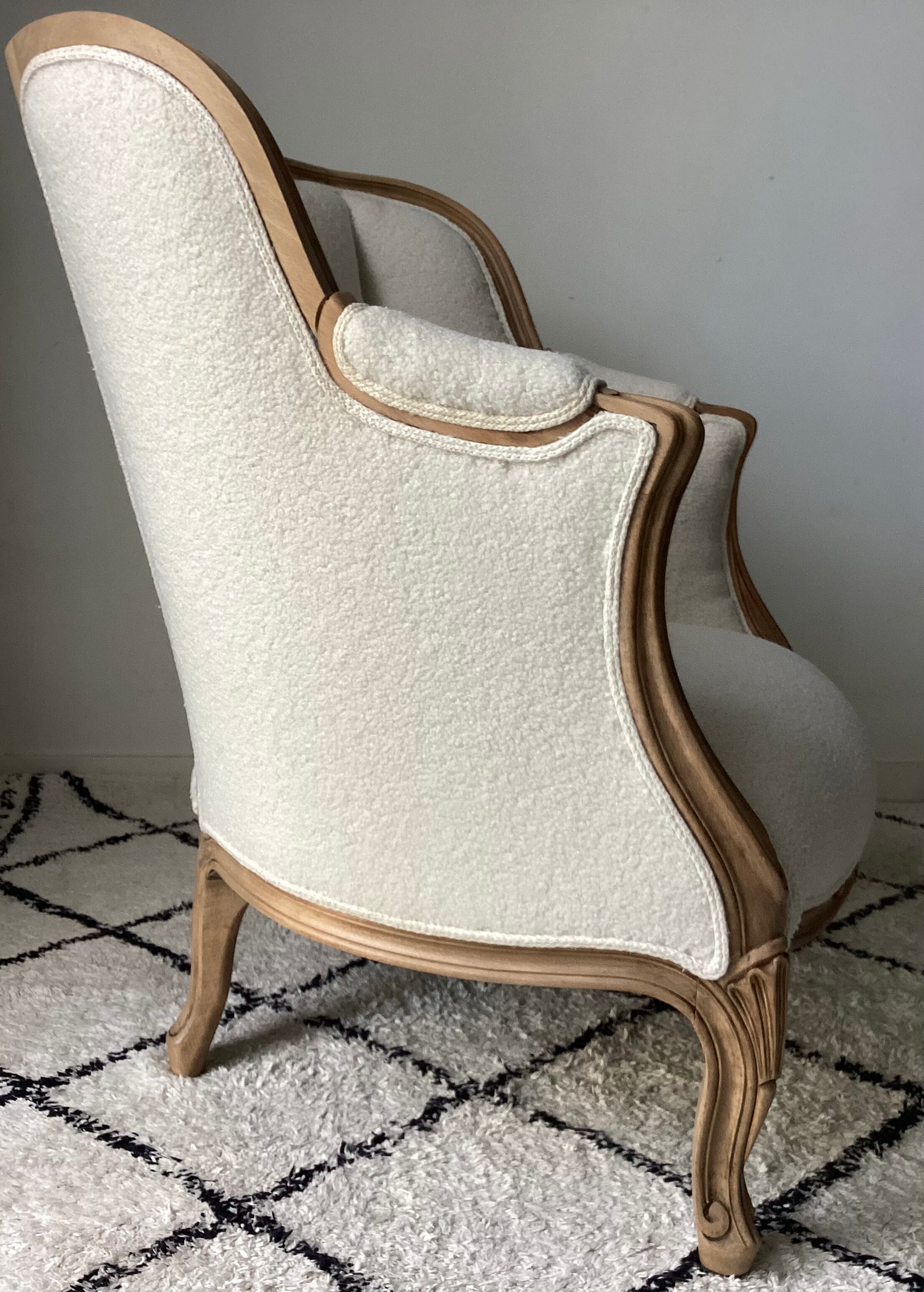 Shepherdess armchair completely restored in fabric buckle