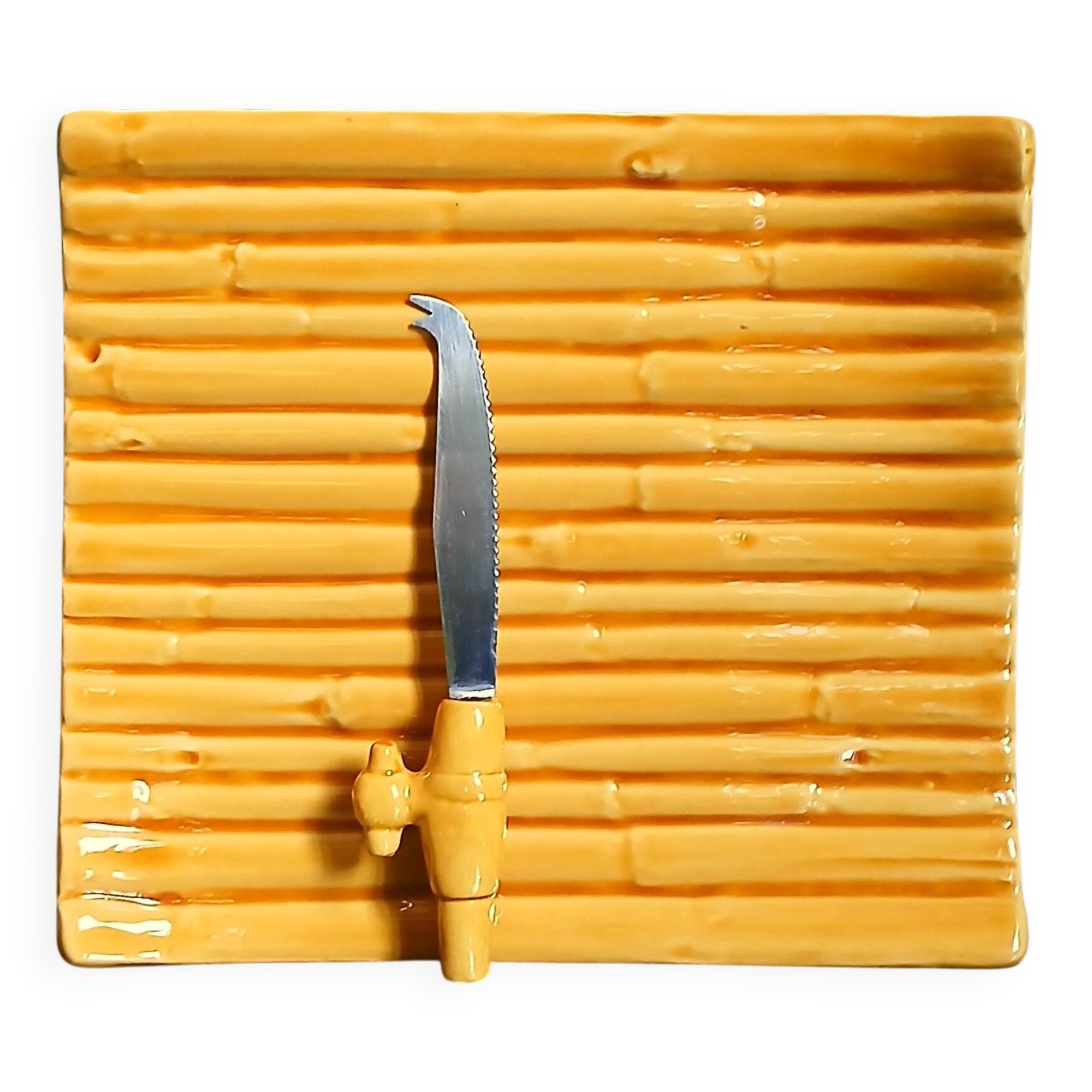Cheese platter & bamboo barbotine knife. 1960