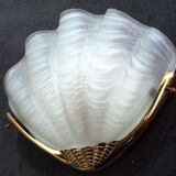 Wall lamp shell art deco in bronze and thick frost glass