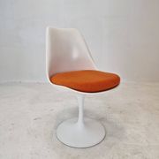 Knoll Marble Dining Table With 5 Chairs by Eero Saarinen, 1960s