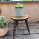 tabouret de ferme tripode brutaliste | pieds torsadés