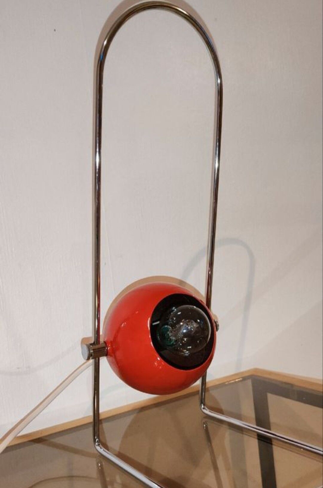 Lampe à poser vintage 1980 eyes ball red