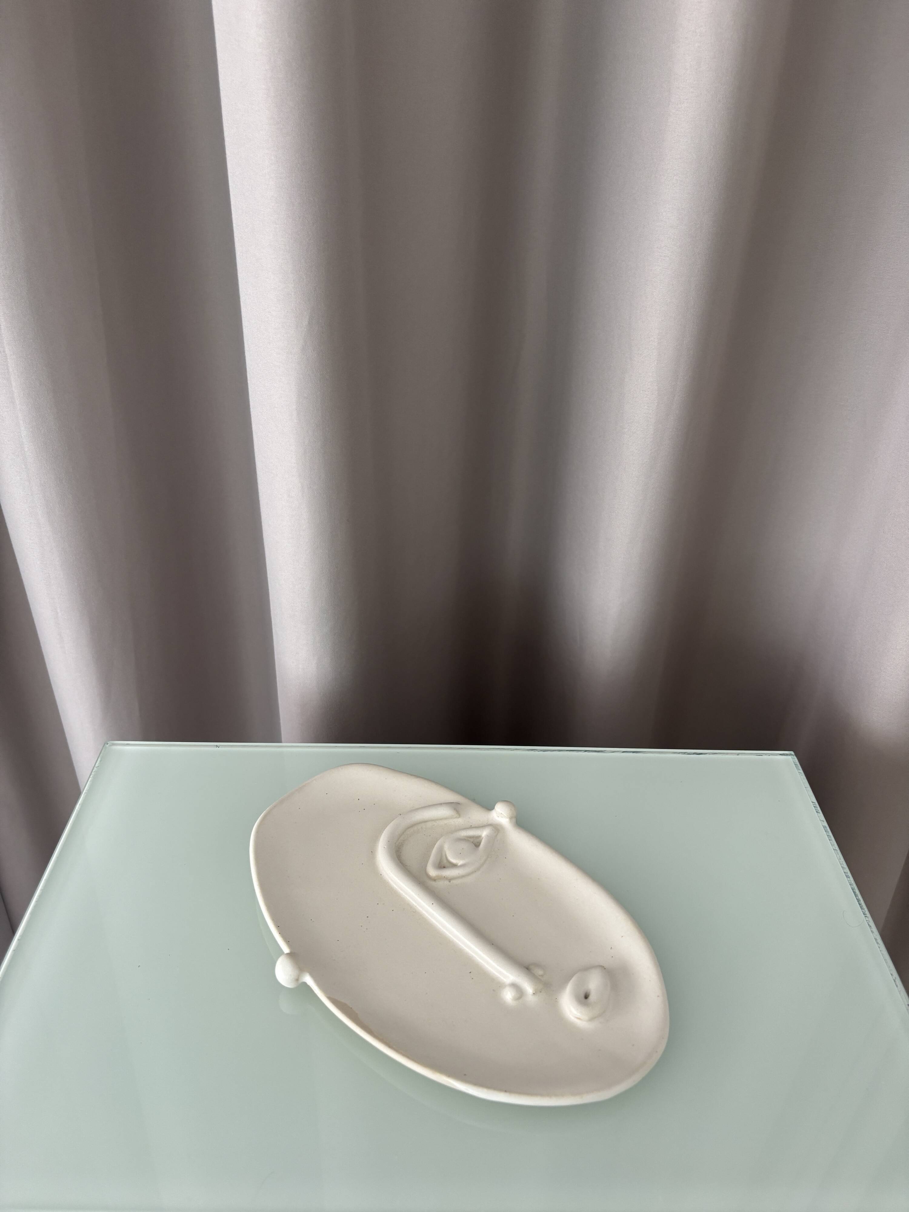 Contemporary Madriguera Workshop Face Tray | Handmade Stoneware Catchall |